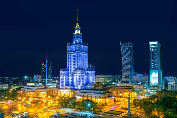 Warszawa. Pałac Kultury i Nauki - widok miasta nocą