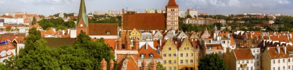 Olsztyn - פנורמה של העיר. מבט על גגות המבנים ההיסטוריים